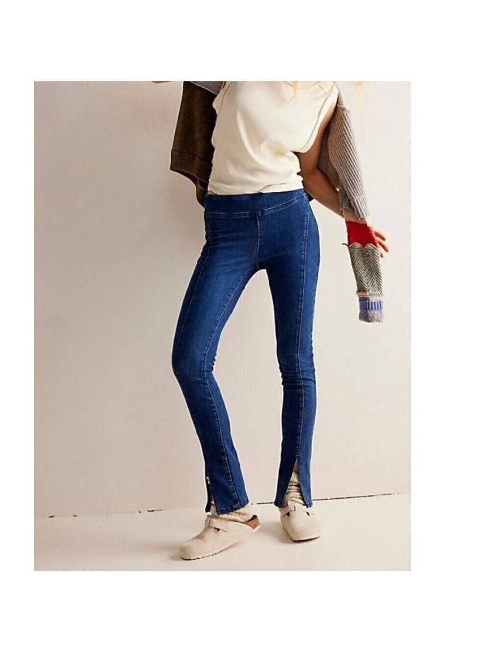 FP Blue Skinny Jeans classic fit(The color is the same as the first picture)